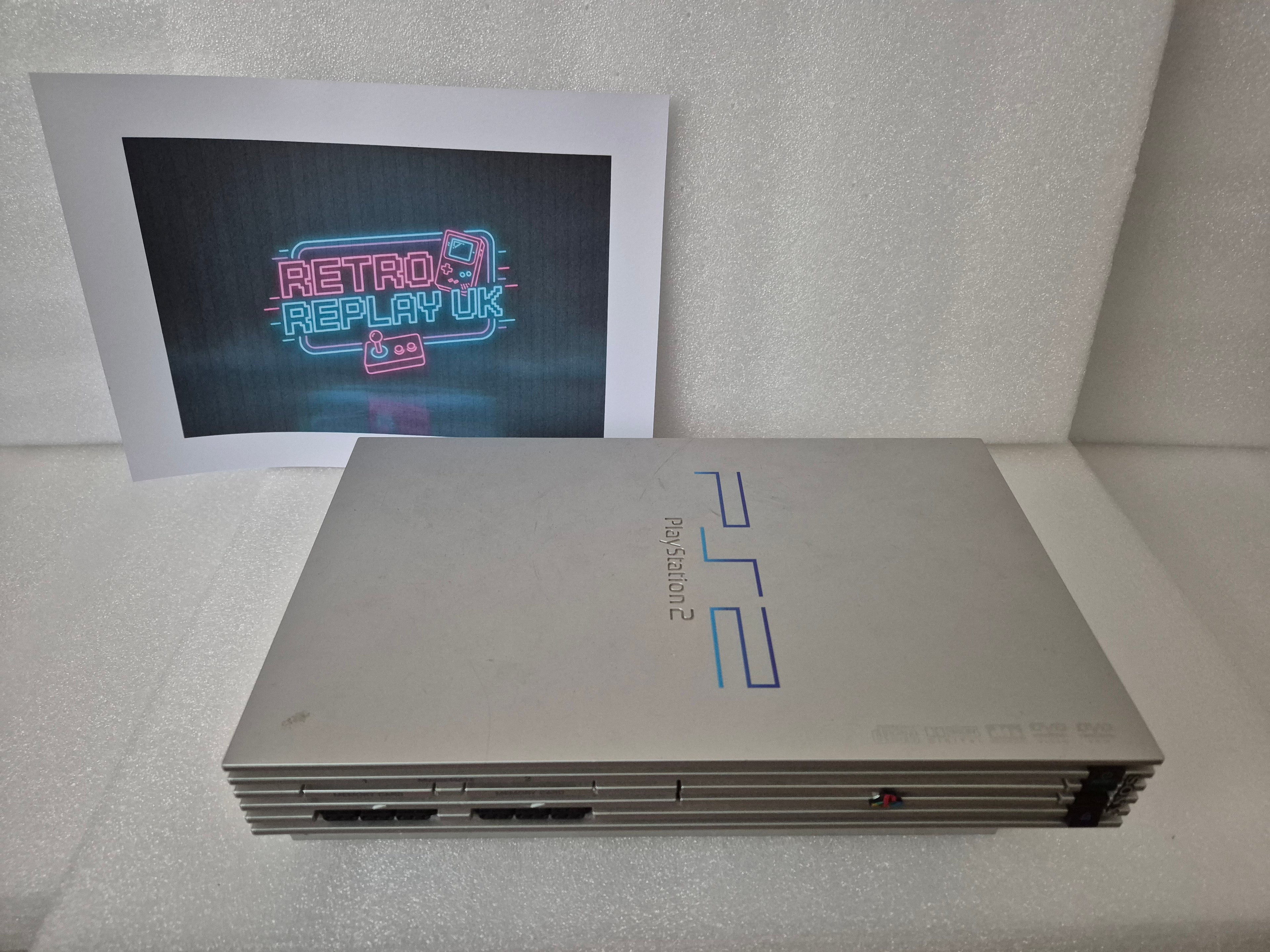 PlayStation 2 Fat Silver – Grade A Un-Boxed Bundle – Complete – Tested & Working – PAL UK