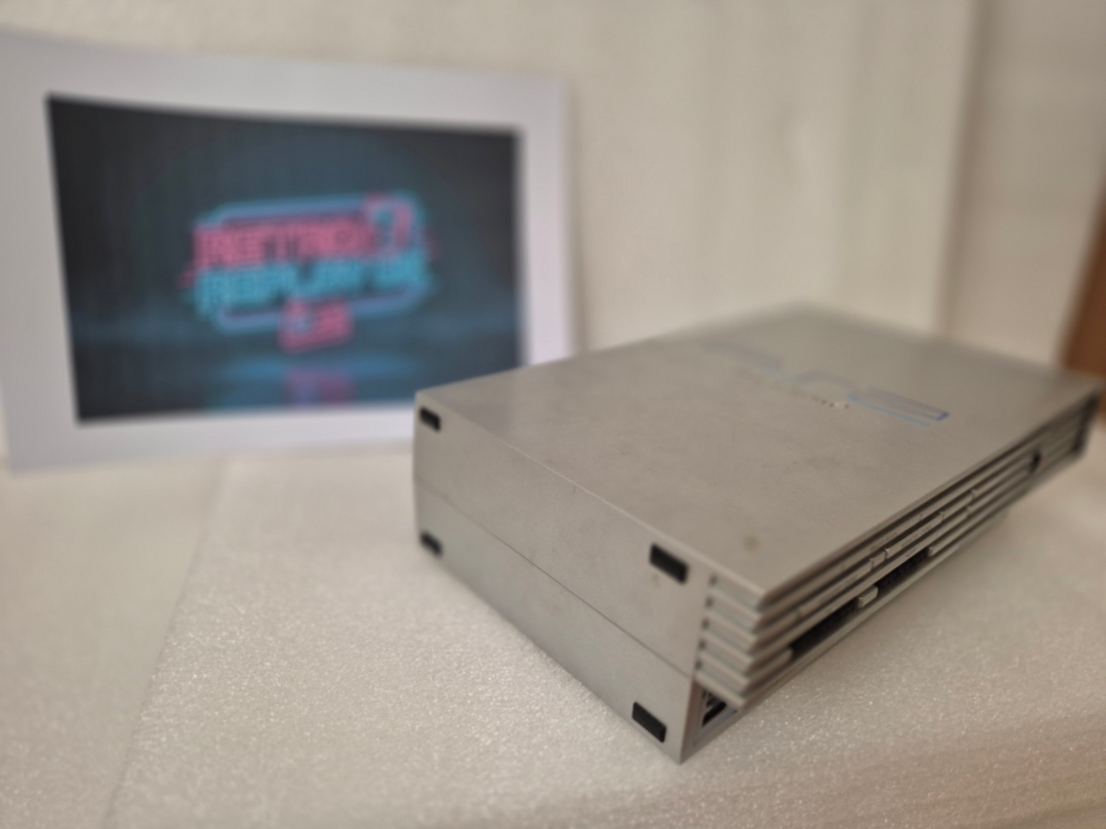 PlayStation 2 Fat Silver – Grade A Un-Boxed Bundle – Complete – Tested & Working – PAL UK